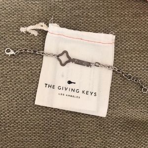Inspire Never ending Giving Key bracelet in silver